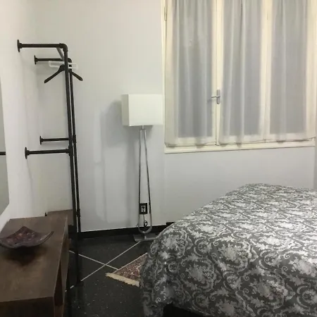 Апартаменты Mondrian's House