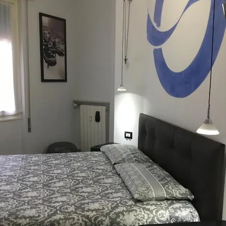 Apartment Mondrian's House *