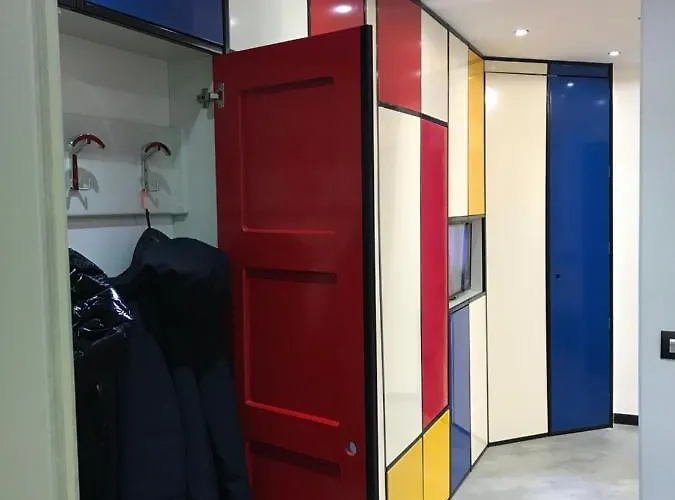 Mondrian's House *