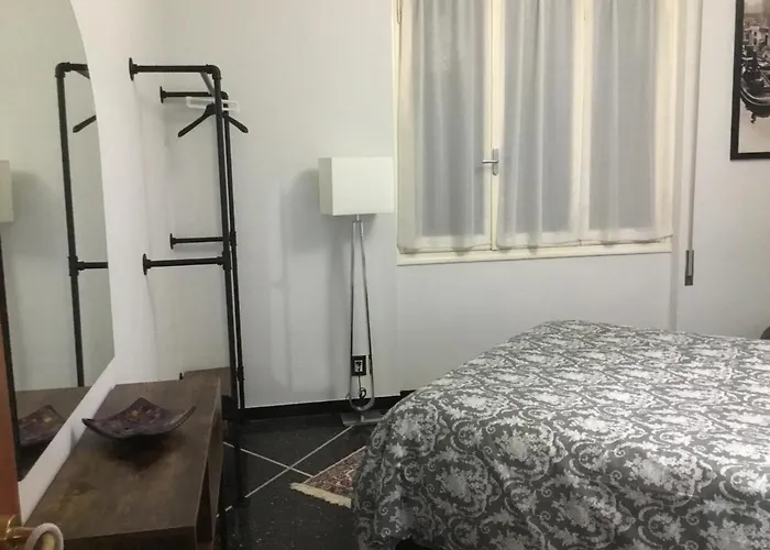 アパート Mondrian's House