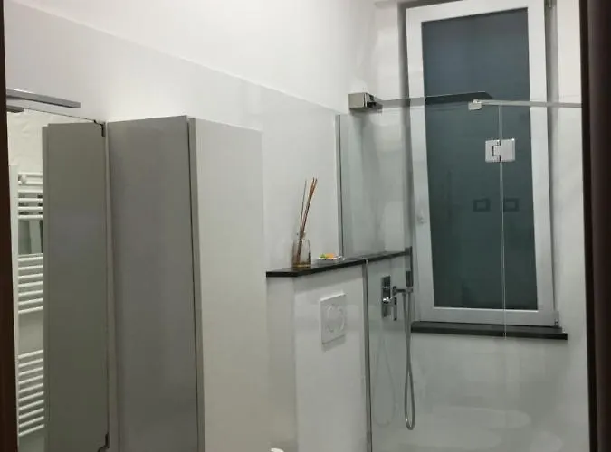 アパート Mondrian's House *