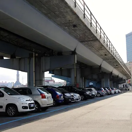 Mondrian's House דירה *