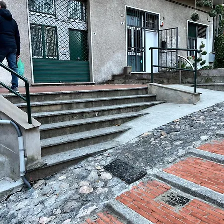 Mondrian's House * ג'נובה