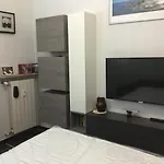 Mondrian's House Апартаменты Генуя