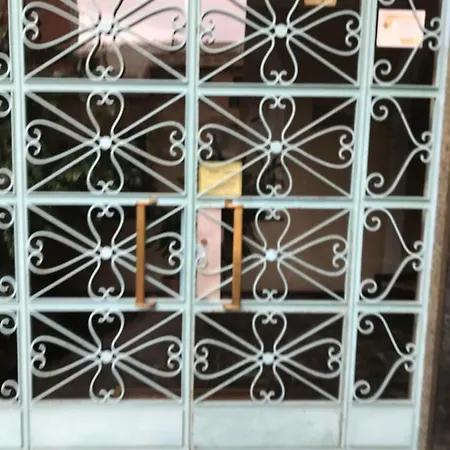 Apartment Mondrian's House Genoa